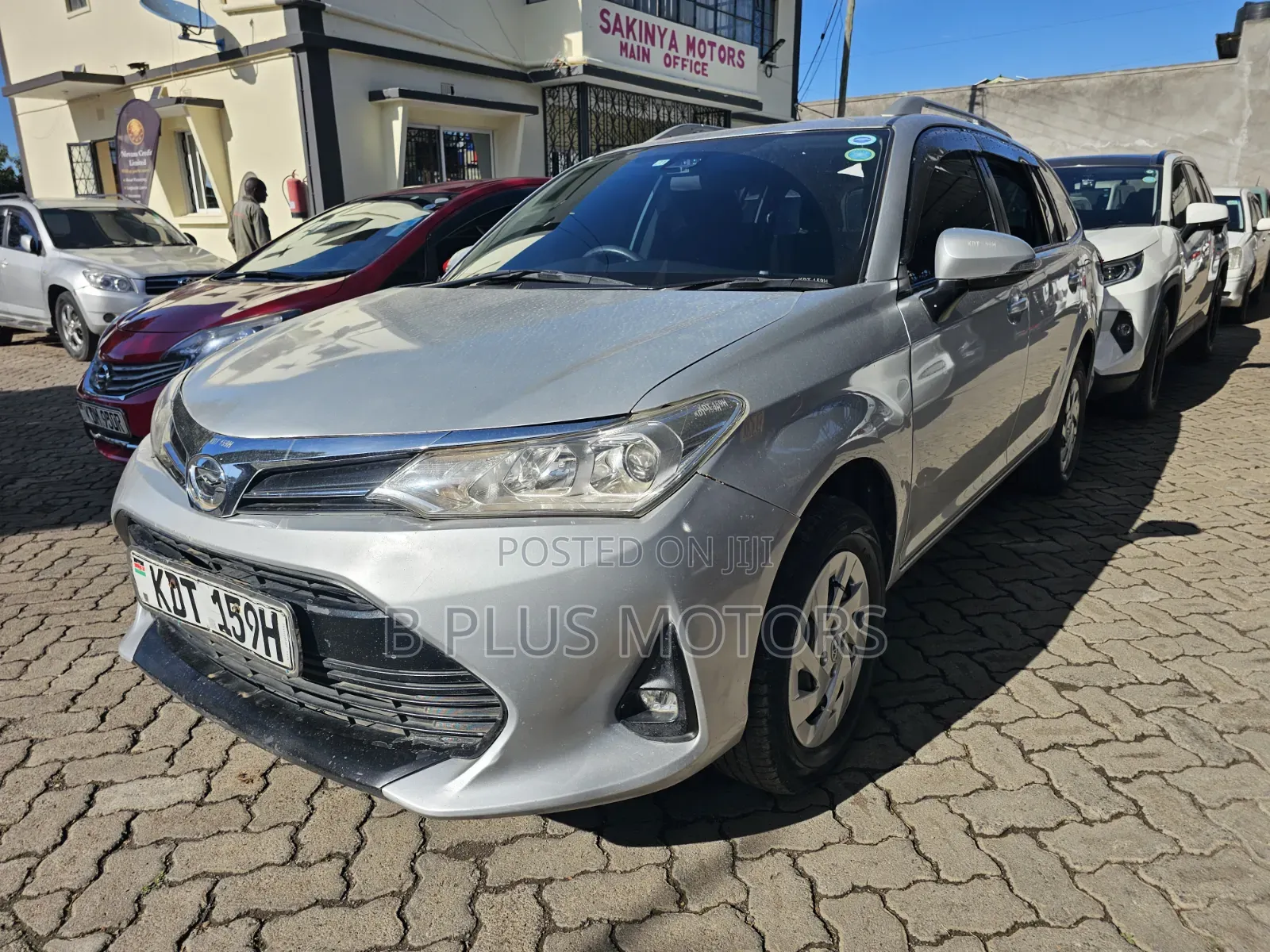Toyota Corolla Fielder 1.5 Petrol AWD 2017 Silver