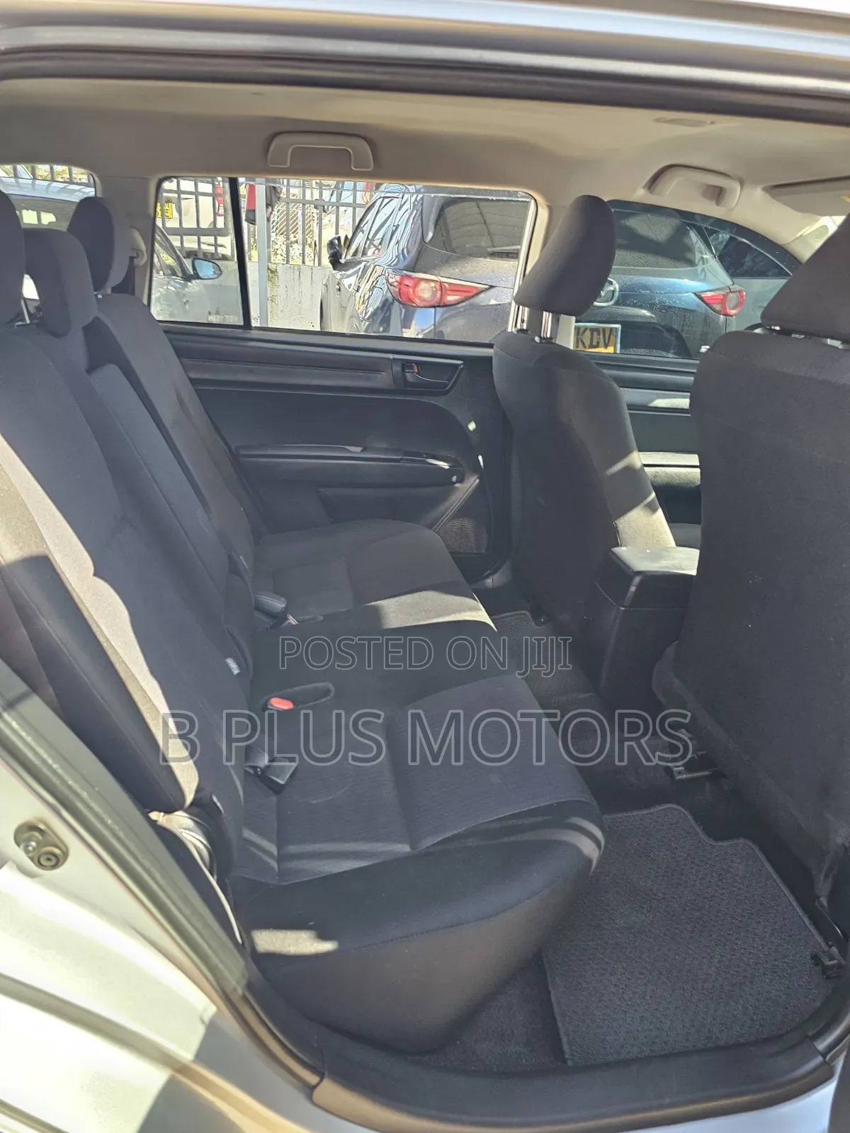 Toyota Corolla Fielder 1.5 Petrol AWD 2017 Silver