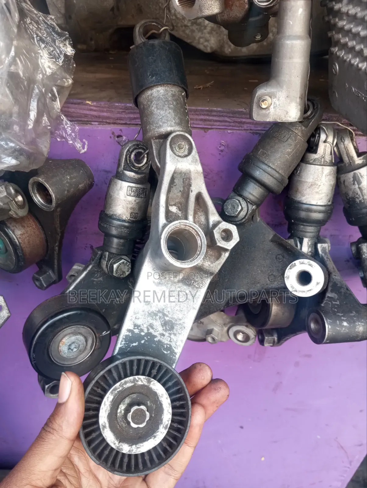 Toyota 1ZZ Tensioner. Wish, Avensis Isis