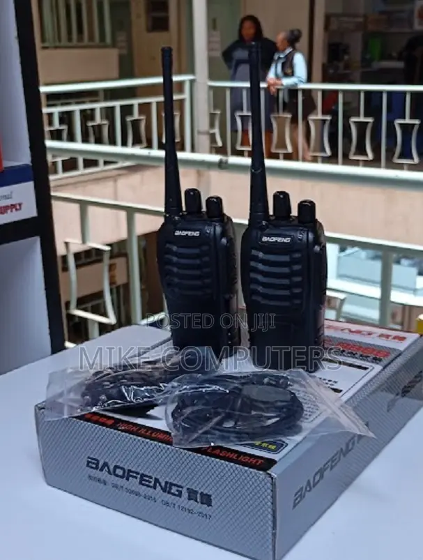 Baofeng Bf-888s High Power Uhf Portable Radio With Charger,