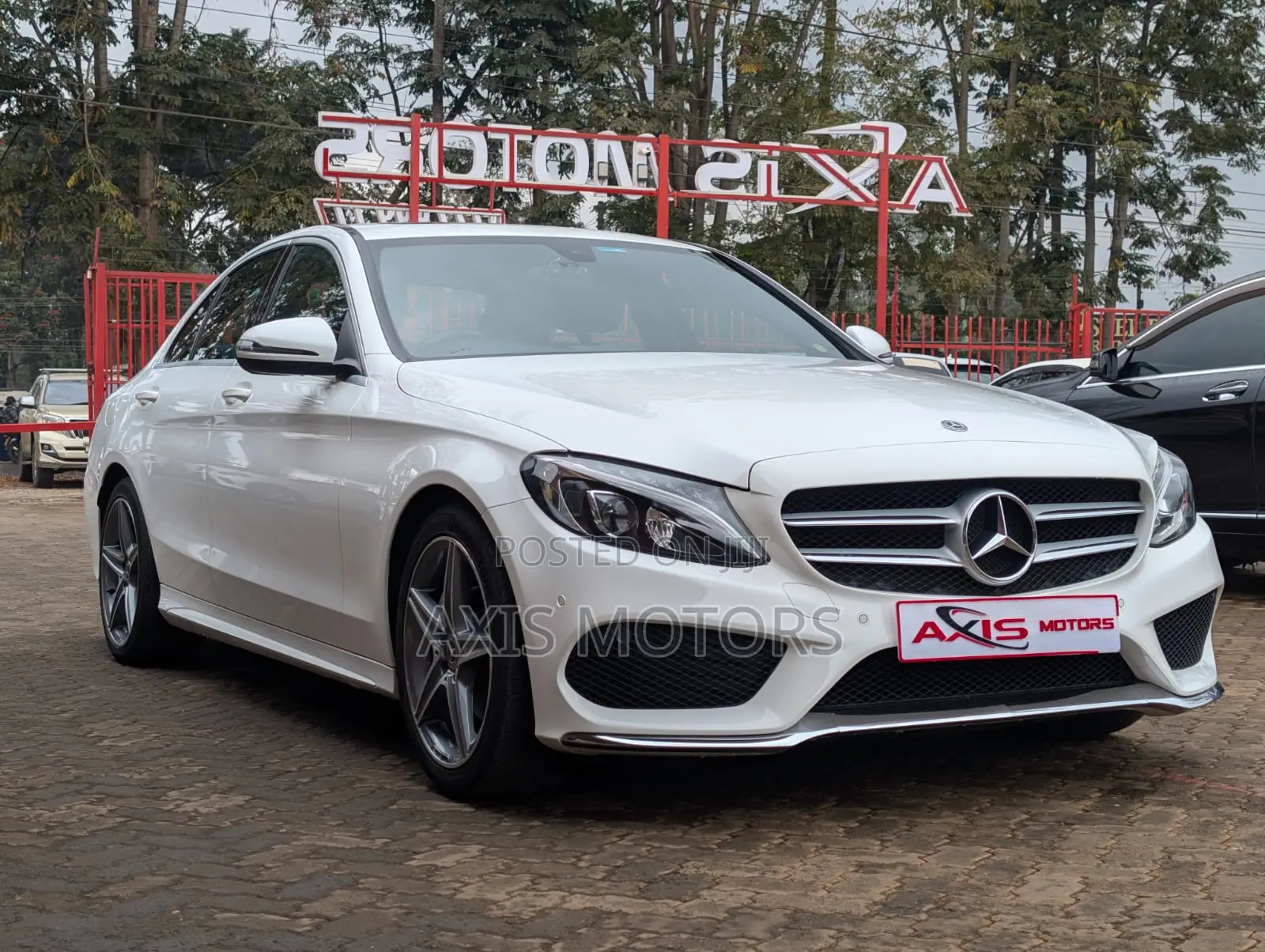 Mercedes-Benz C200 2019 White
