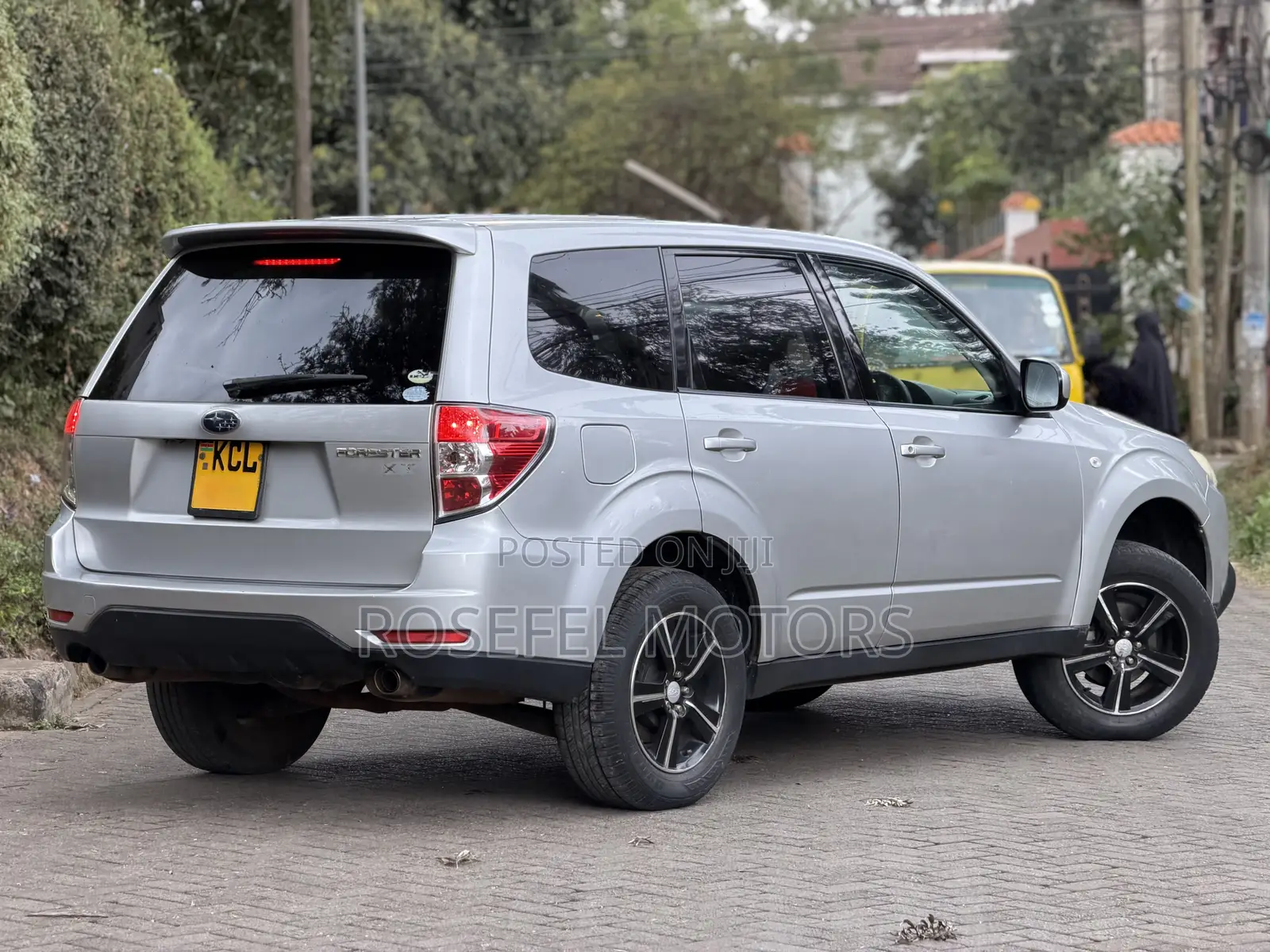 Subaru Forester 2010 Silver