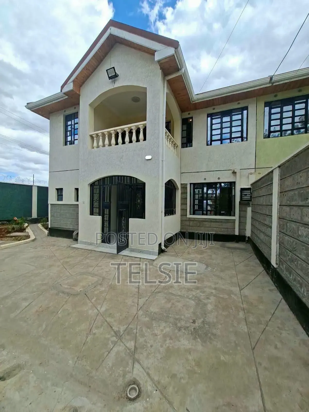4bdrm Maisonette in Katani Road for rent