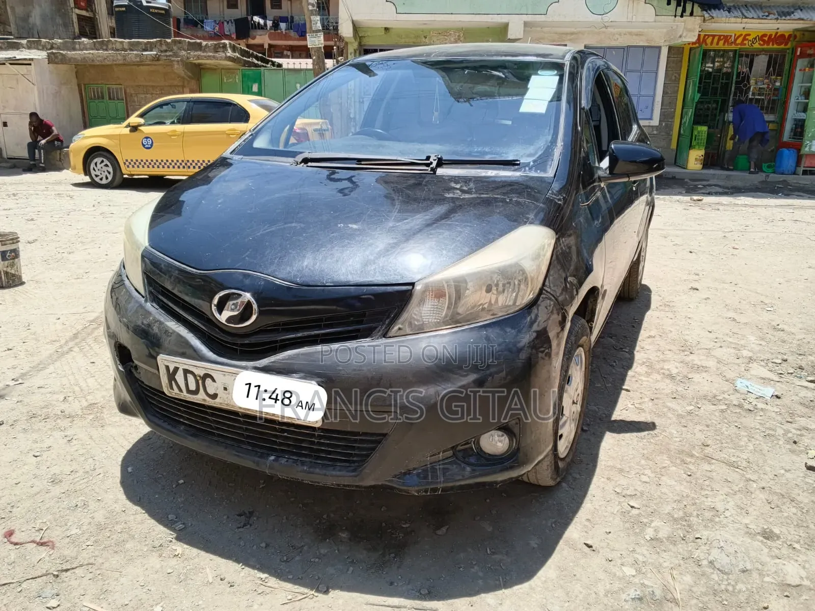 Toyota Vitz 2013 Black