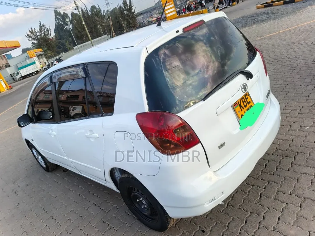 Toyota Corolla Spacio 2004 White