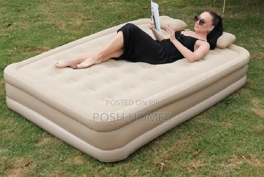 Queen Comfort Plush Airbed With Fibre