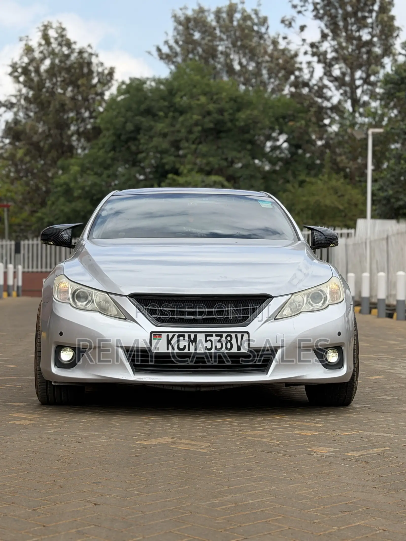 Toyota Mark X 2010 Silver