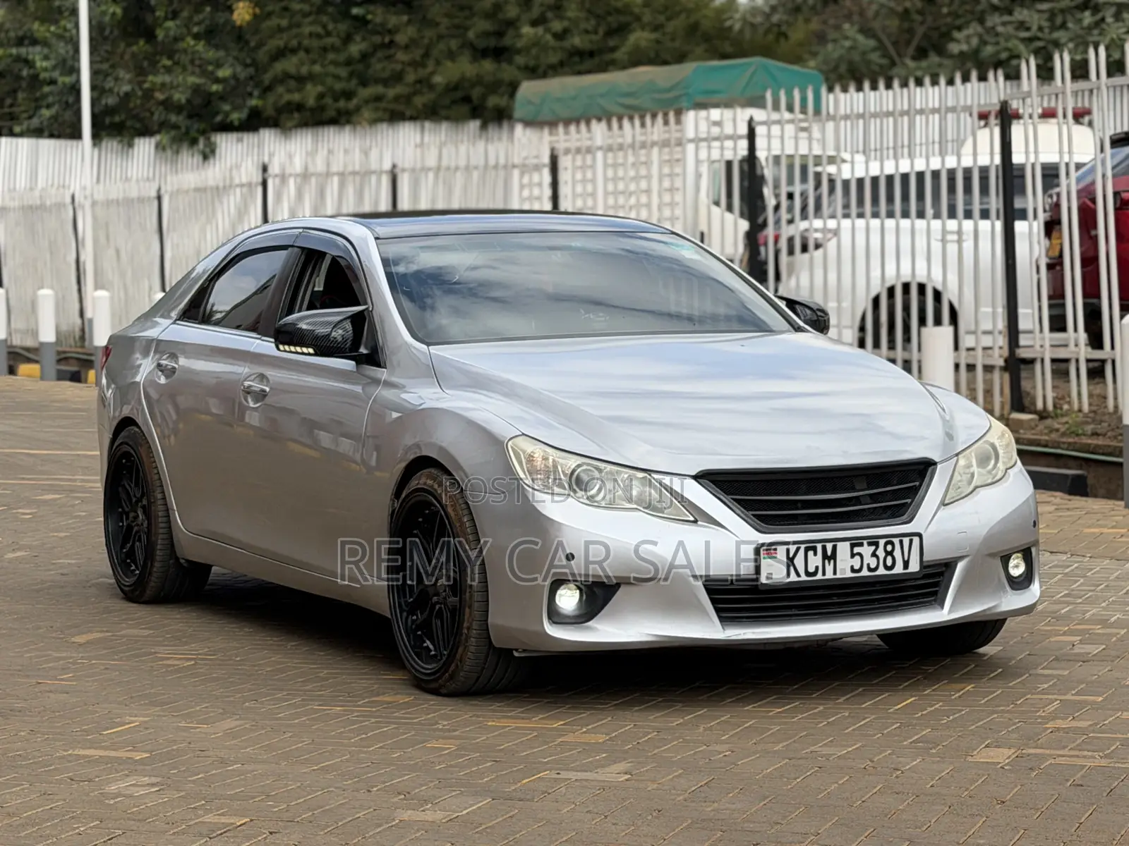 Toyota Mark X 2010 Silver