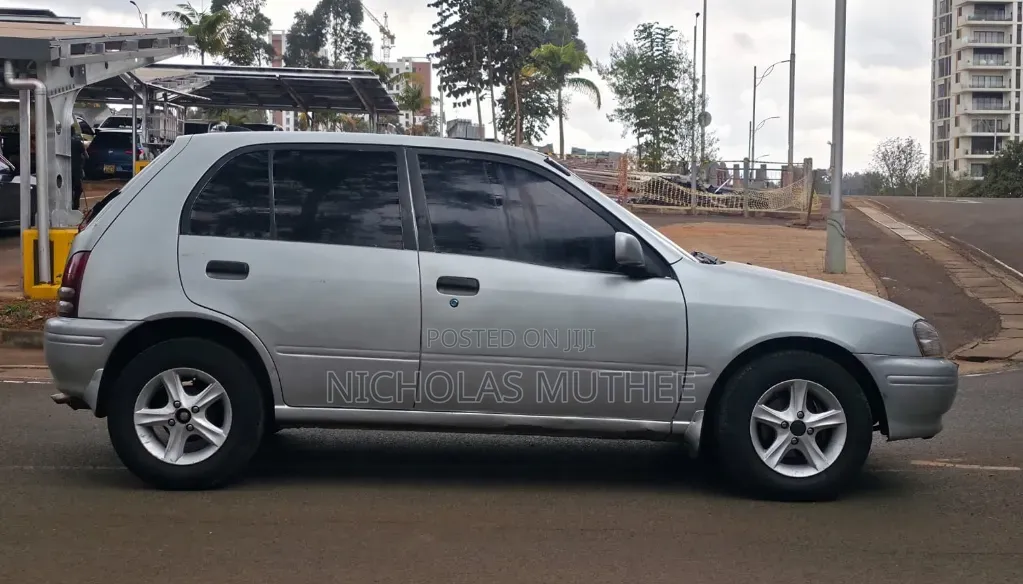 Toyota Starlet 1996 Silver