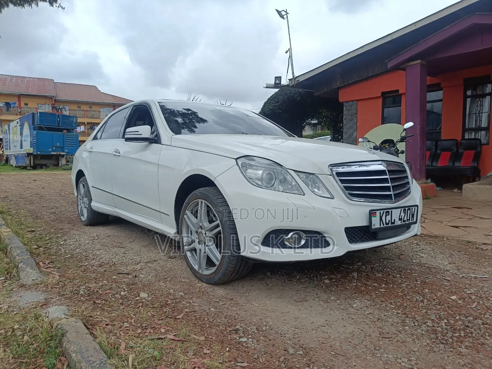 Mercedes-Benz E350 Base 4dr Sedan RWD (3.5L 6cyl 7A) 2010 White