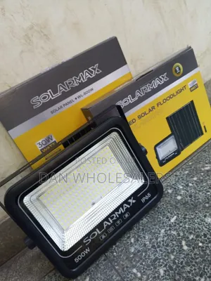 Solarmax 500W Solar Powered Floodlight Durable for Home and Business