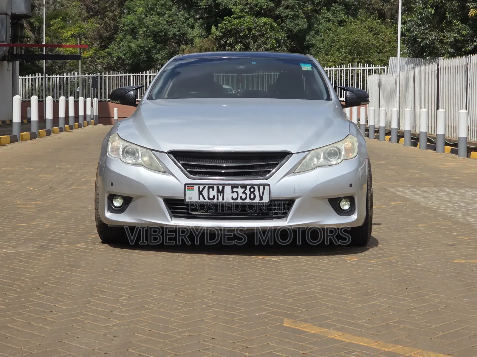 Toyota Mark X 2010 Silver