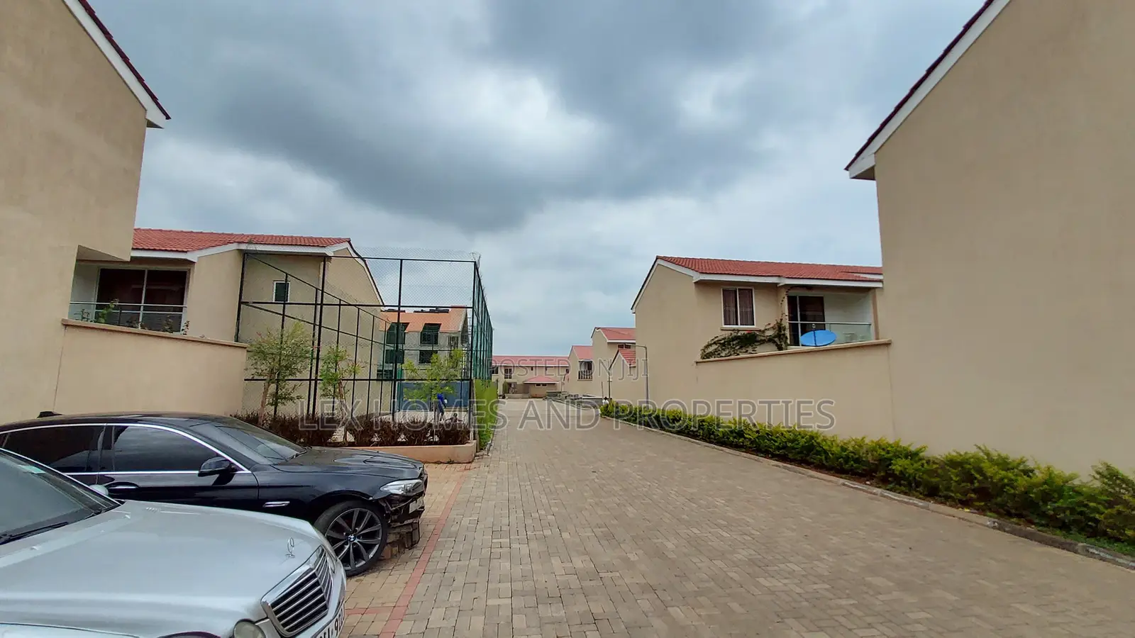3bdrm House in NkaiMurunya for sale