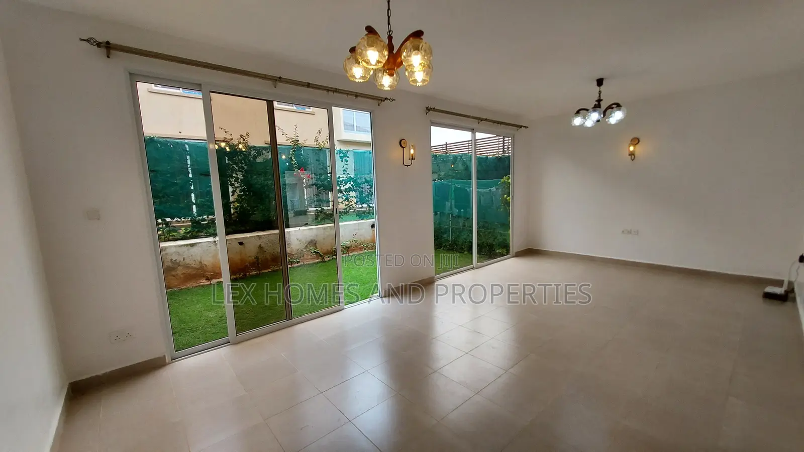3bdrm House in NkaiMurunya for sale