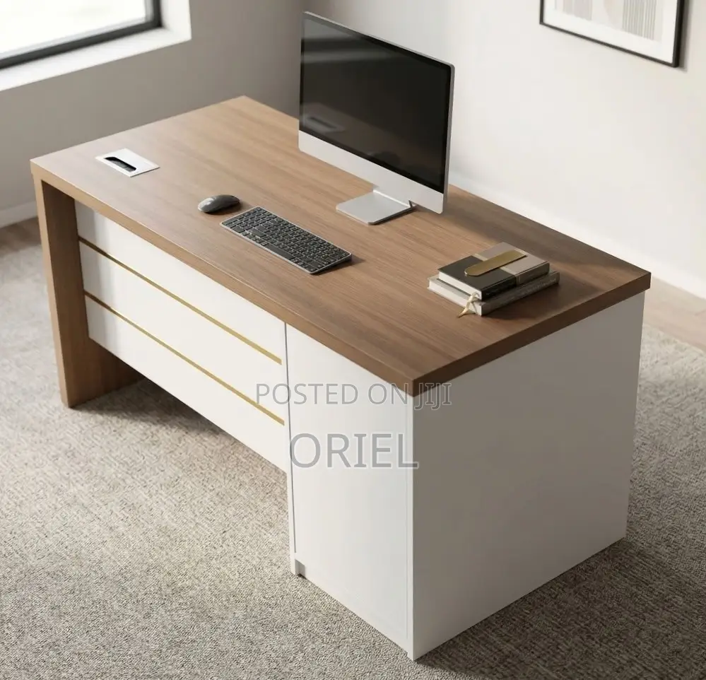 Office Desk : 1.4M Executive Office Table