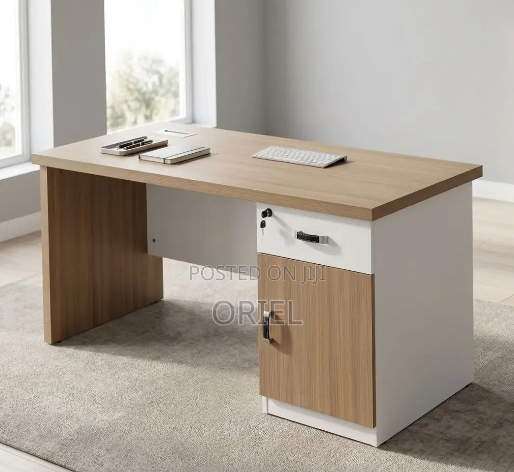 Office Desk : 1.4M Executive Office Table