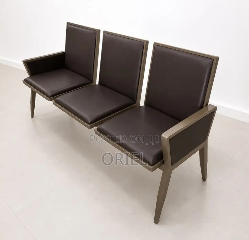 3-Seat Waiting Bench : Three-Seater Leather Waiting Bench