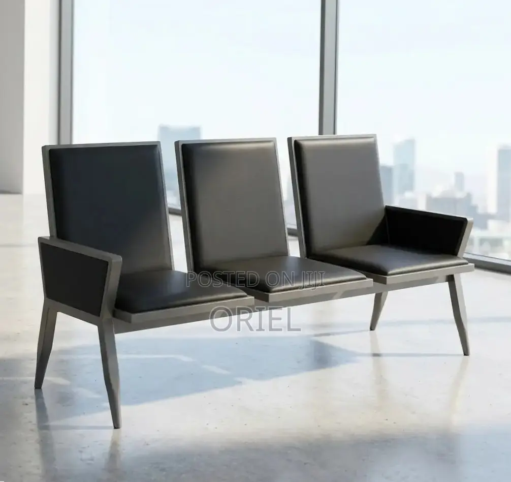 3-Seat Waiting Bench : Three-Seater Leather Waiting Bench