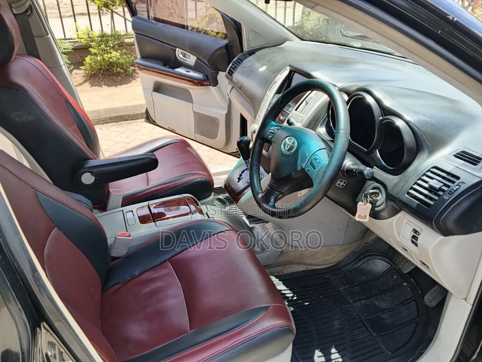 Toyota Harrier 2010 Black
