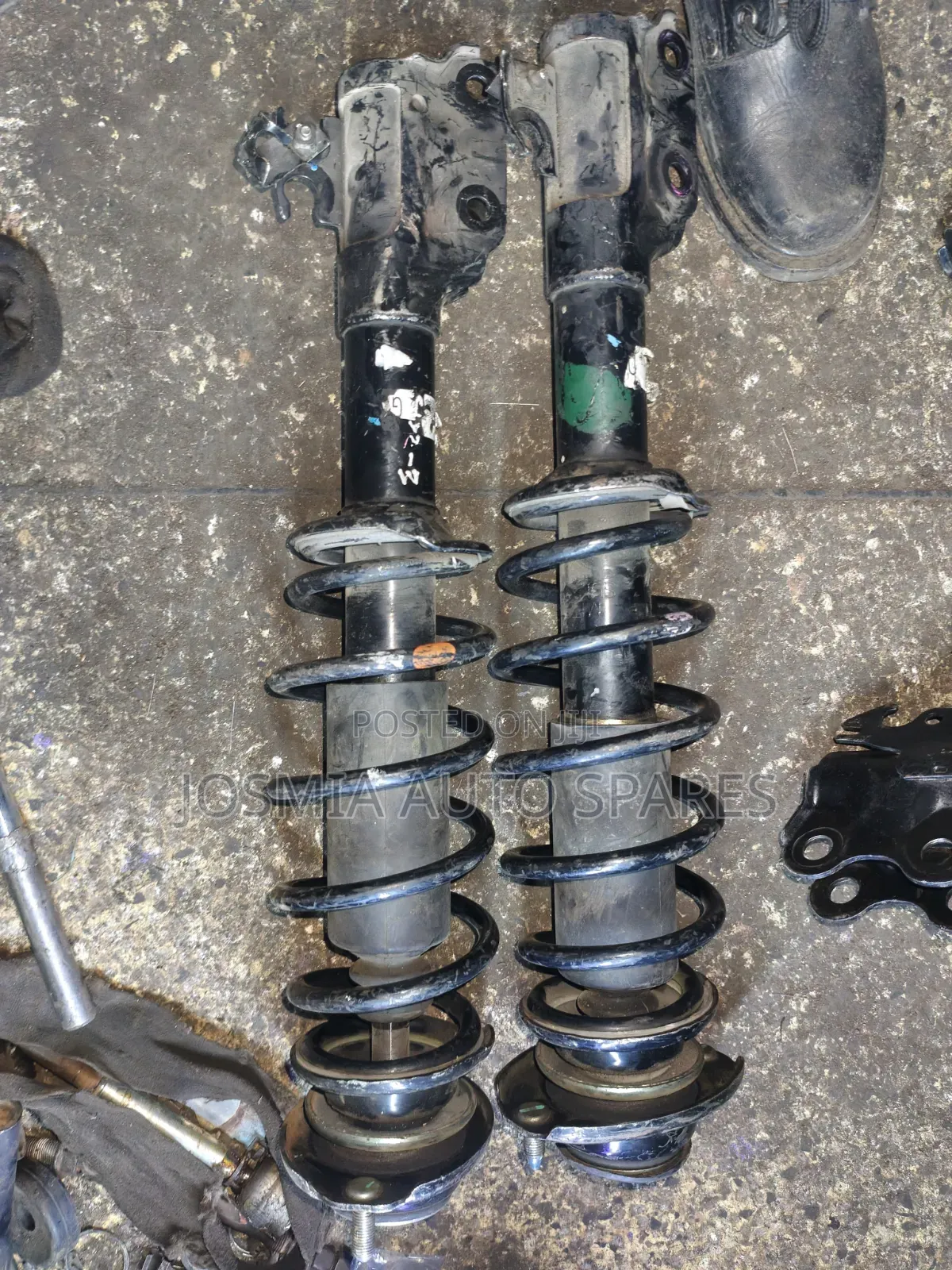 Mistubishi Mirage Shock Absorber