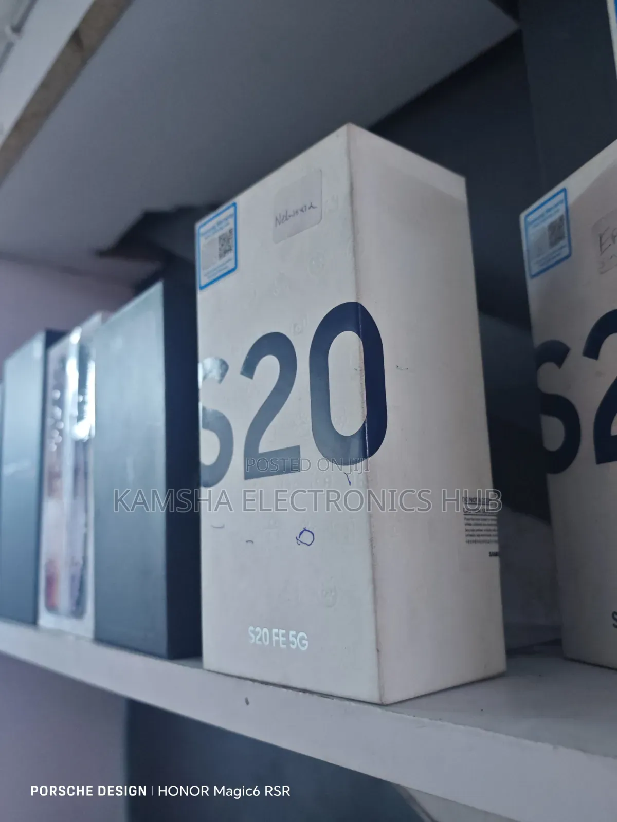Samsung Galaxy S20 FE 128 GB Red