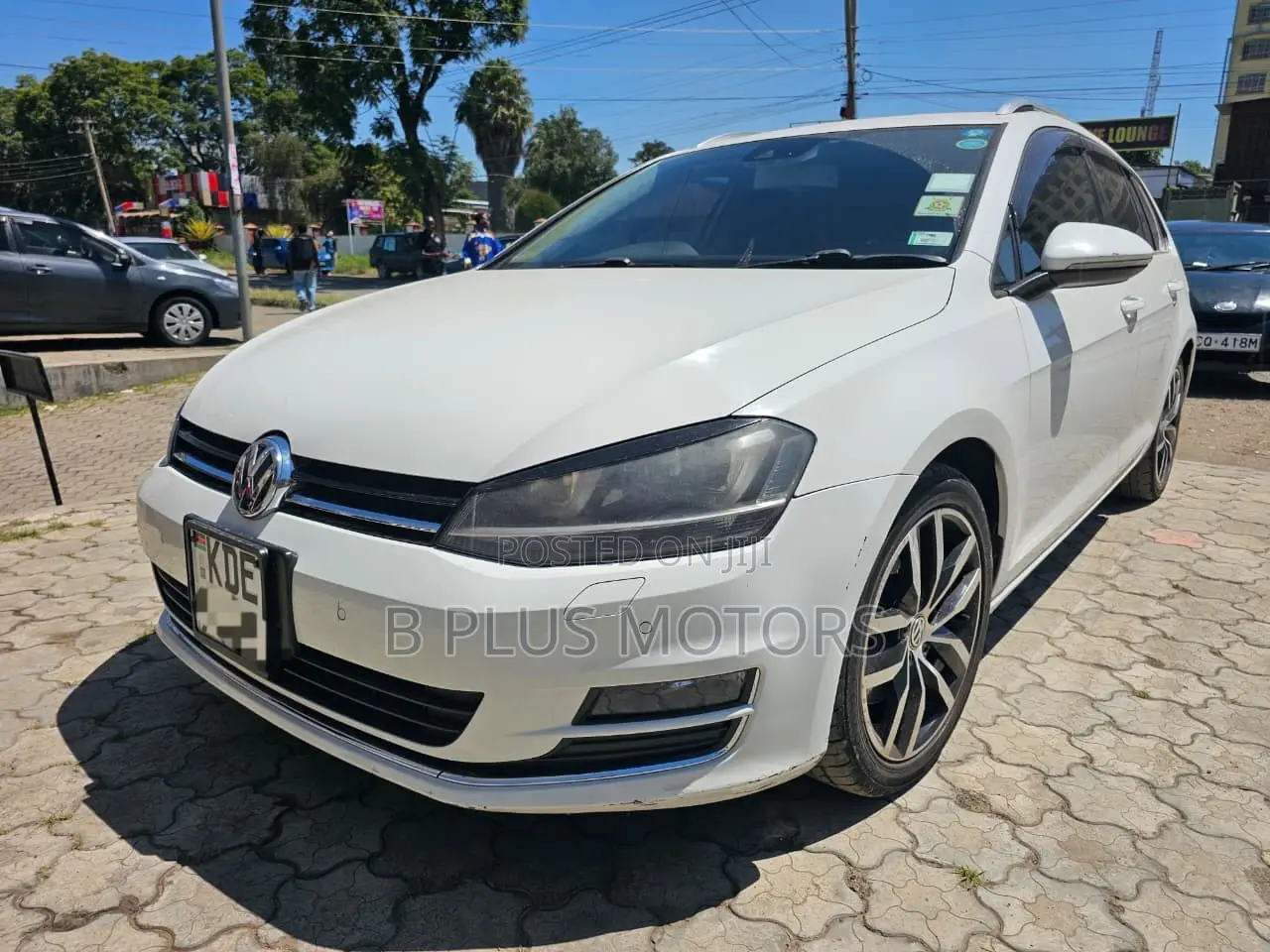 Volkswagen Golf 2014 White