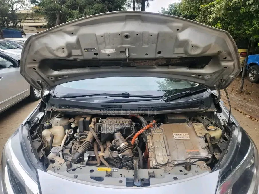 Nissan Note 2017 Silver