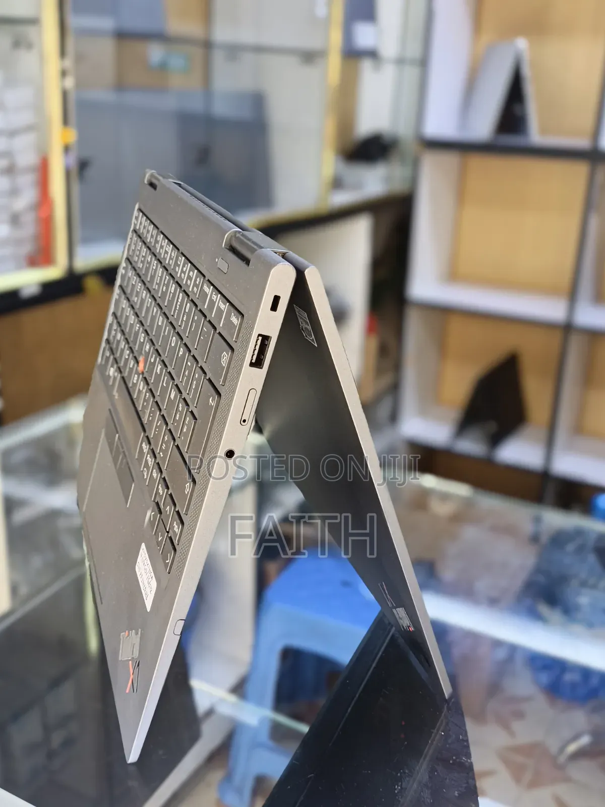 Laptop Lenovo ThinkPad X1 Yoga 16GB Intel Core i7 SSD 512GB