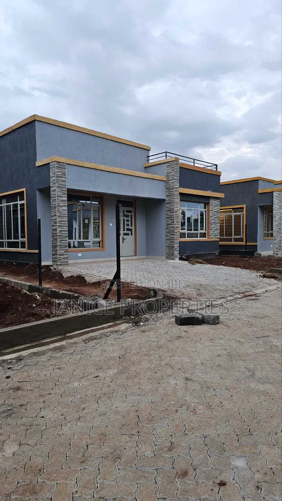 3bdrm Bungalow in Ararat Gardens, Kenyatta Road / Theta for sale