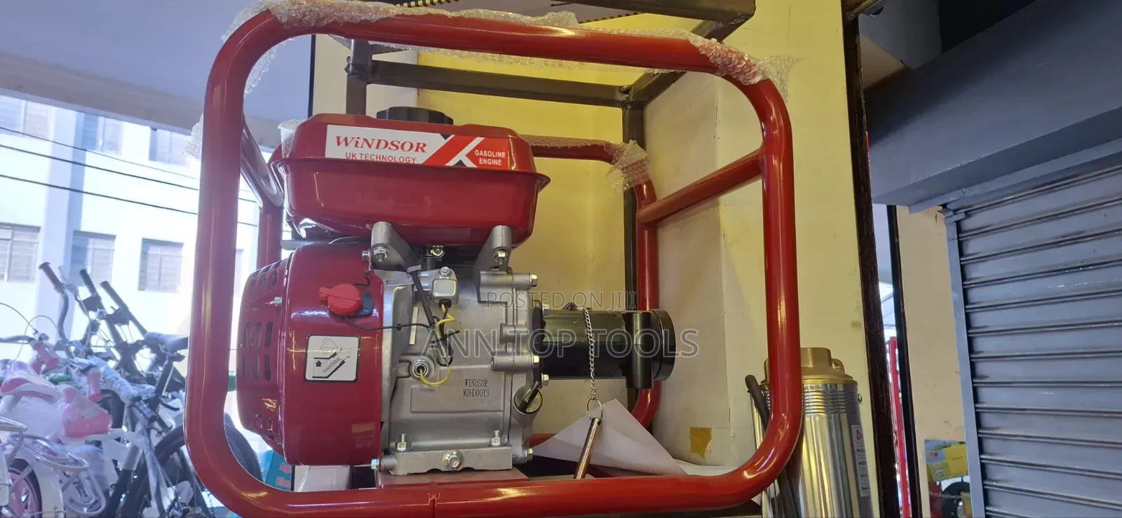 7.5 HP Windsor Concrete Vibrator