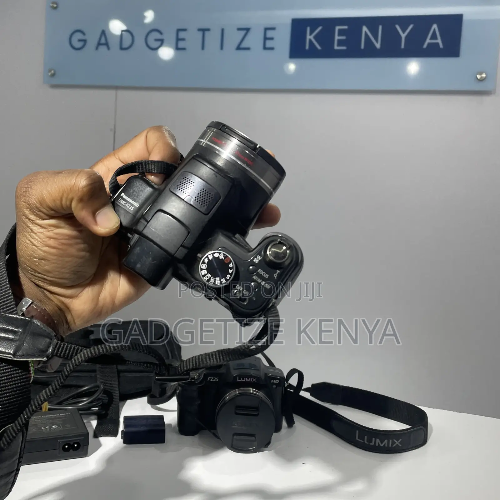 Pre-Owned Panasonic Lumix DMC-FZ35 Bridge Camera