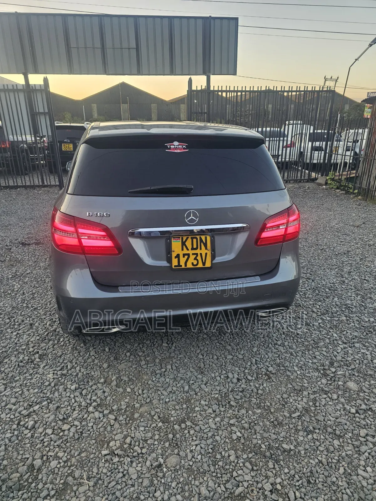 Mercedes-Benz B-Class B180 Petrol 2016 Gray