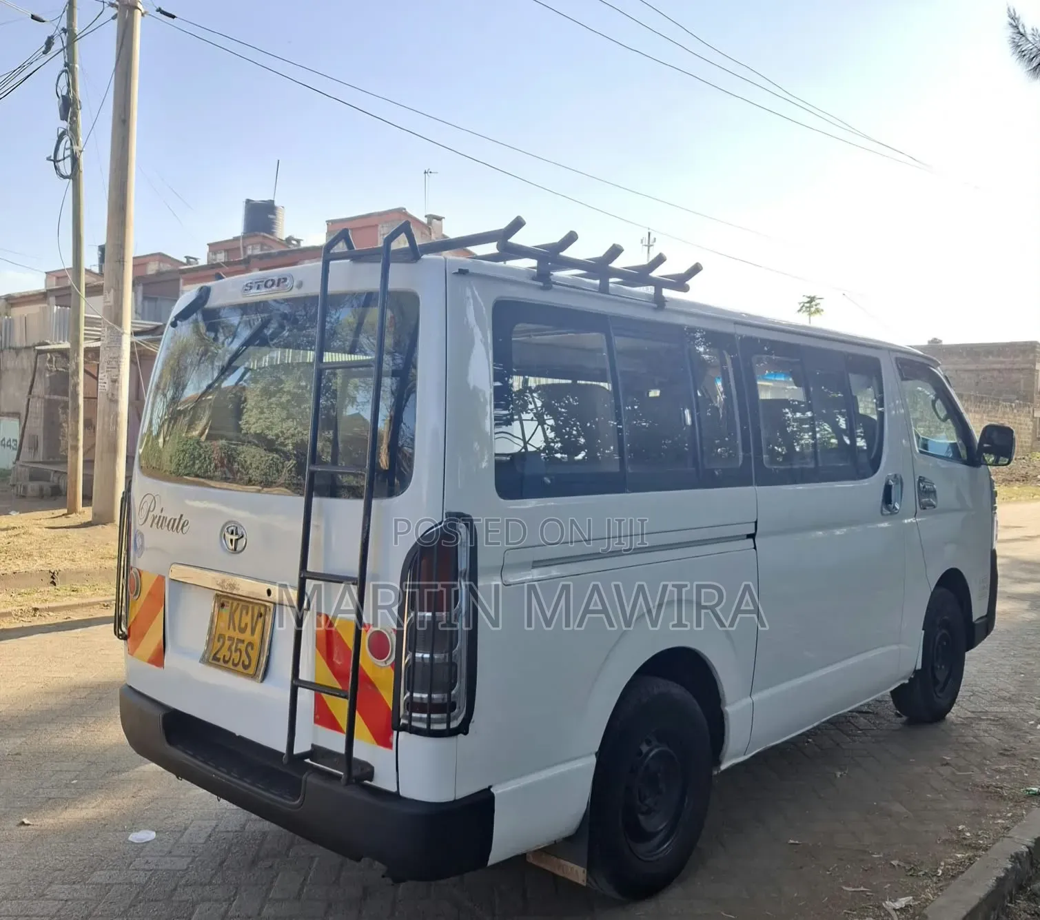 Toyota HiAce 2012 White