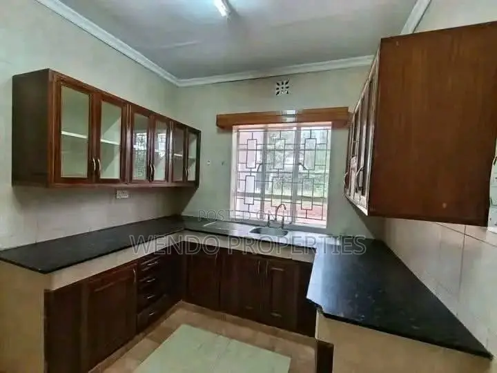 2bdrm Bungalow in Karen C for rent