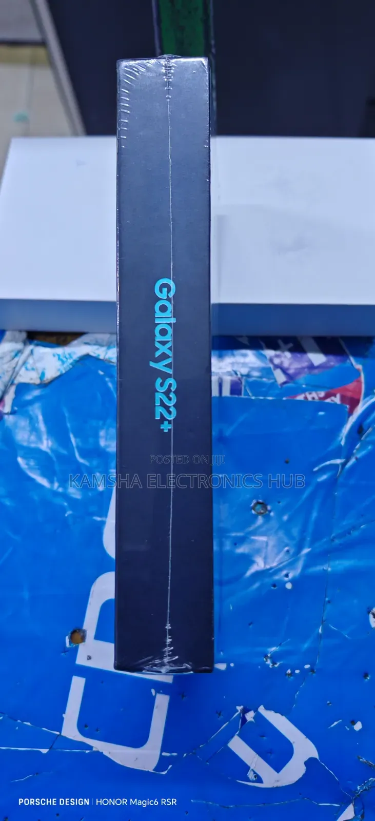 New Samsung Galaxy S22+ 5G 256 GB Gold