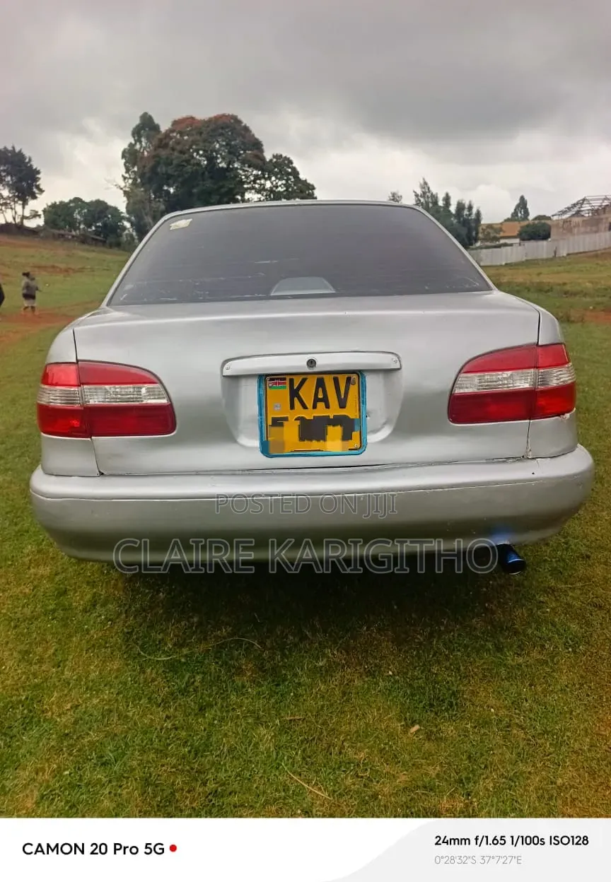 Toyota Corolla 2005 Silver