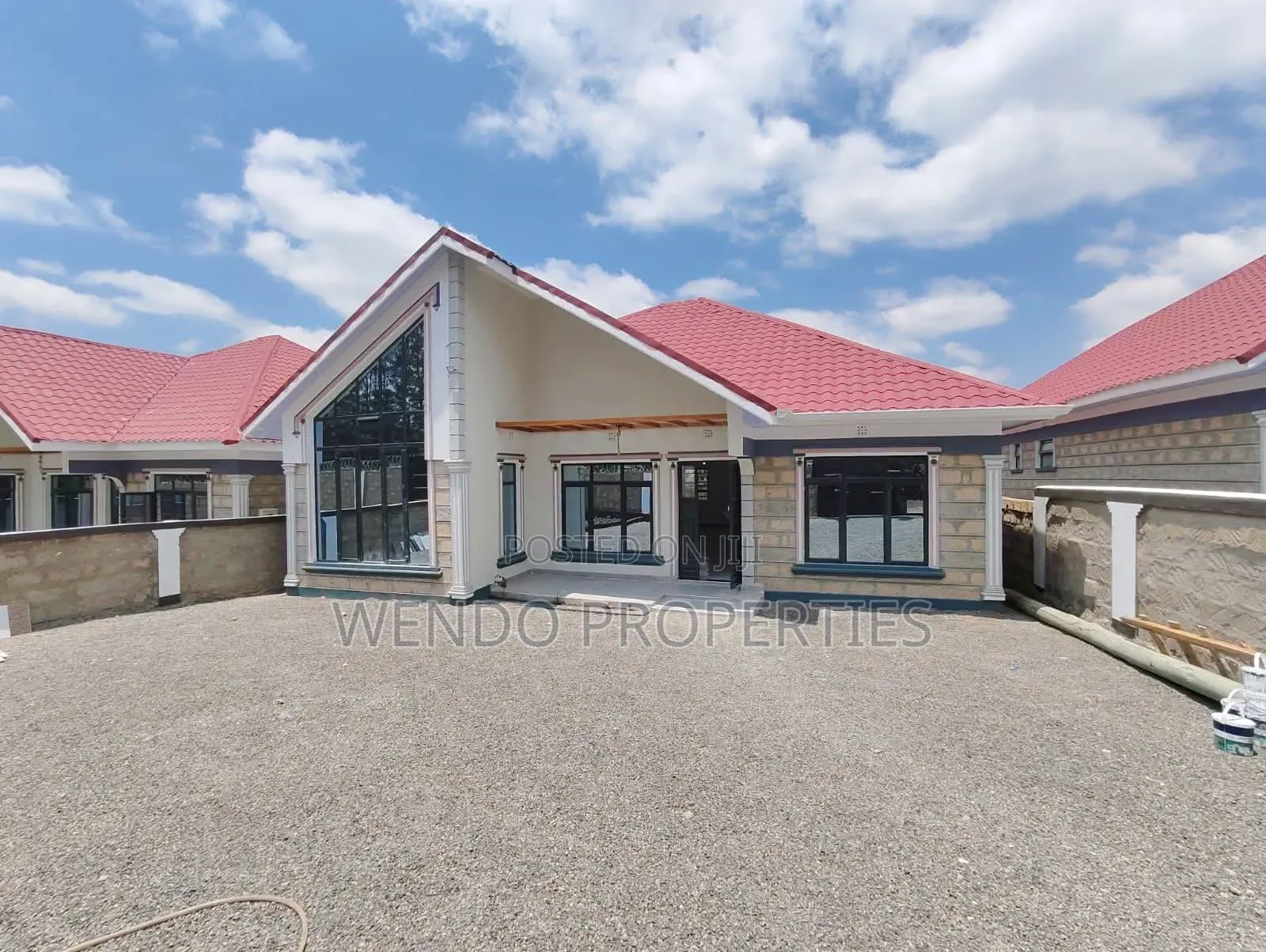 4bdrm Bungalow in Matasia for sale