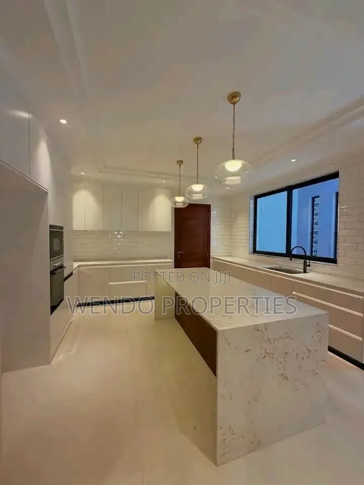 4bdrm Villa in Muthangari for rent