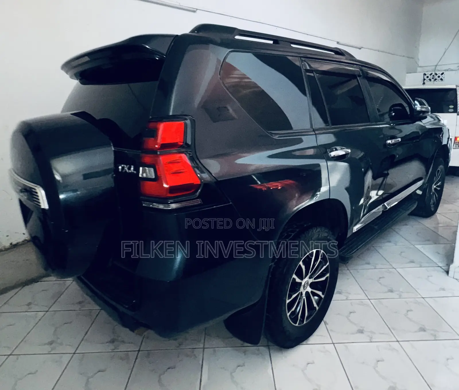 Toyota Land Cruiser Prado 2017 Black