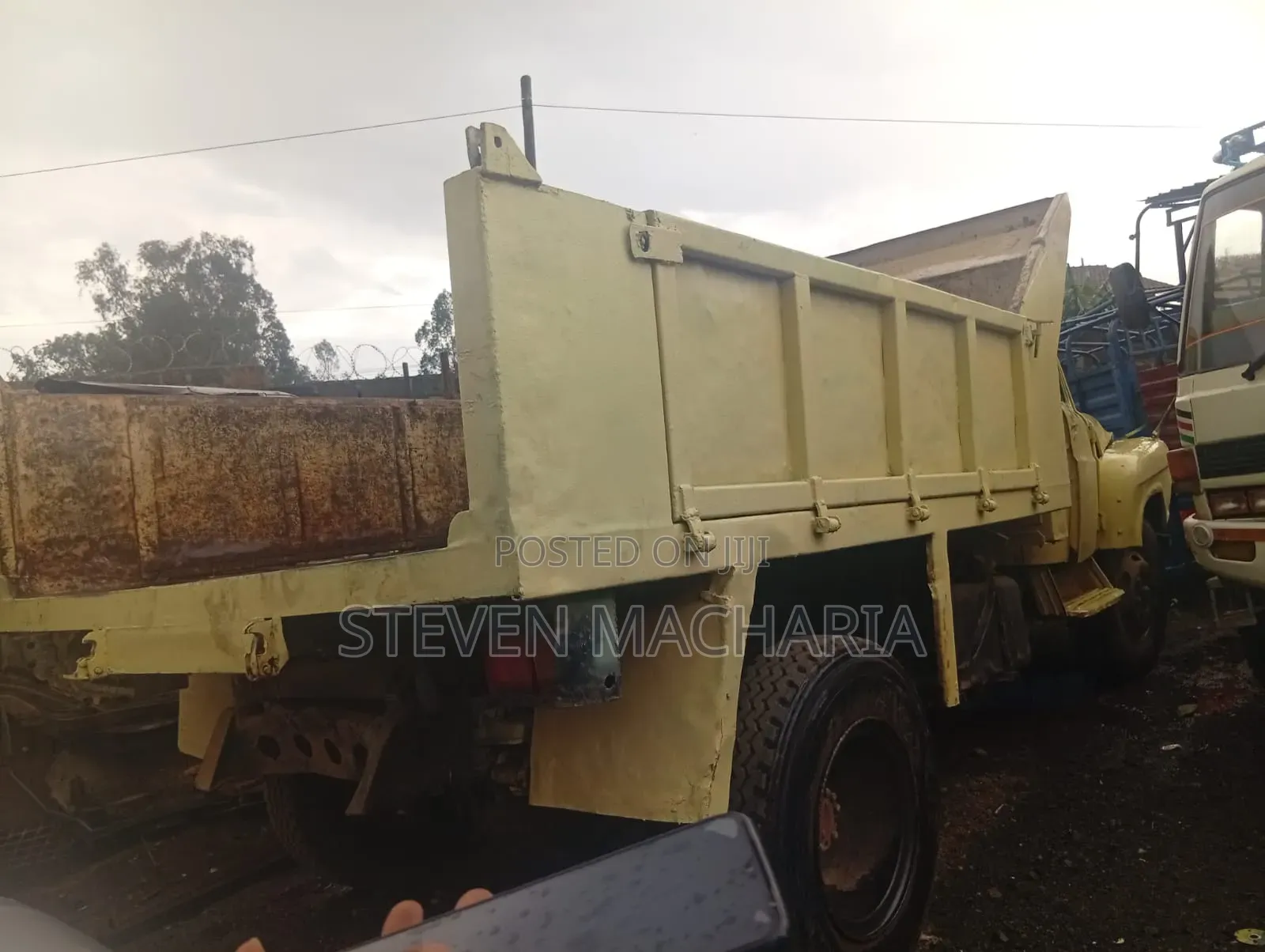 Isuzu Direct 1985 Yellow