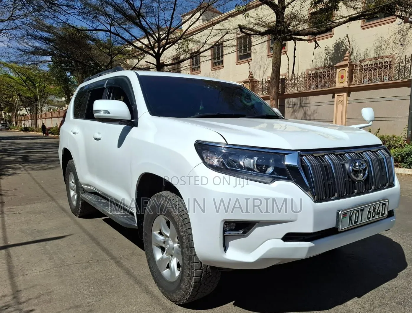 Toyota Land Cruiser Prado 2.7 i 2011 White