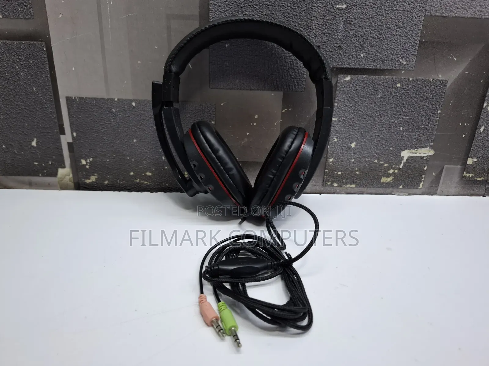 Microkingdom MK-782 Wired Gaming Headset (Headphones)