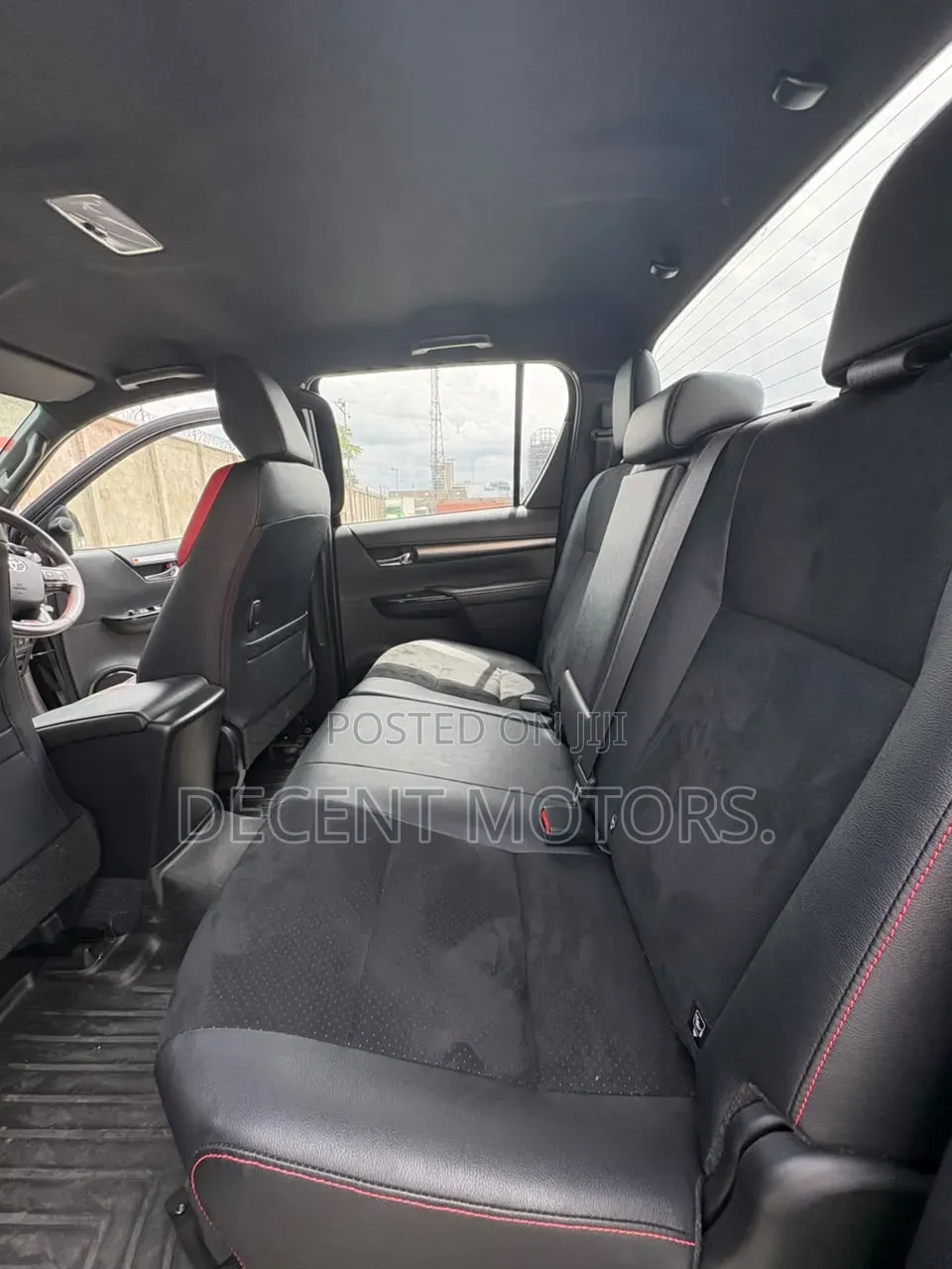 Toyota Hilux Revo Double Cab Deisel 2.4 AWD 2021 Black