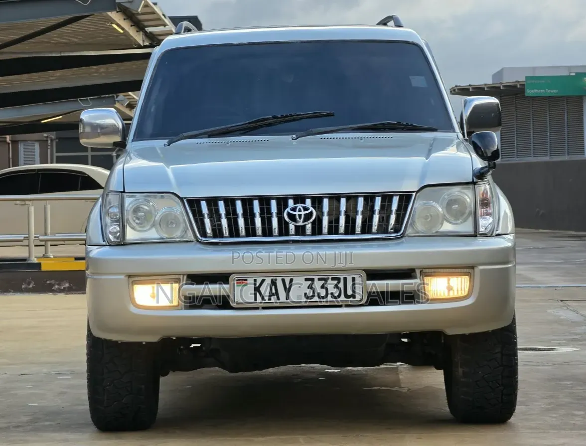 Toyota Land Cruiser Prado 2000 Silver