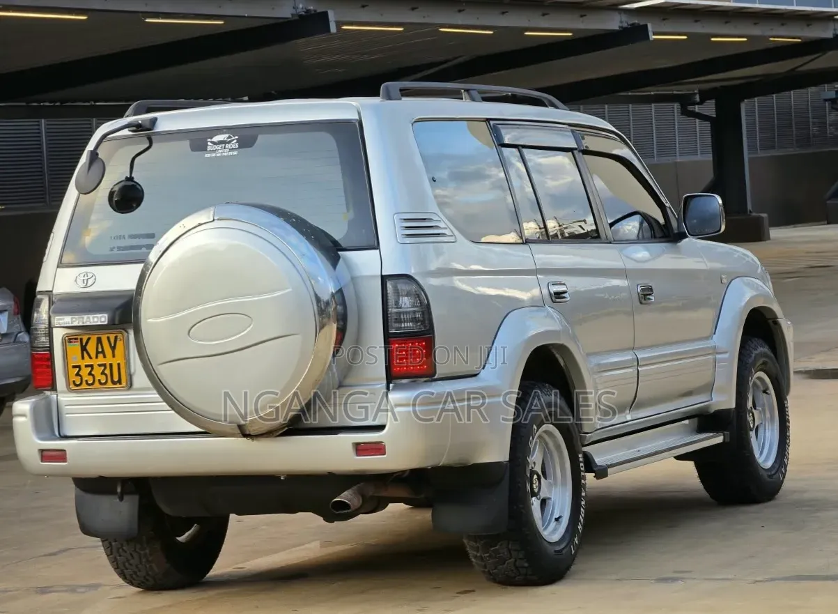 Toyota Land Cruiser Prado 2000 Silver