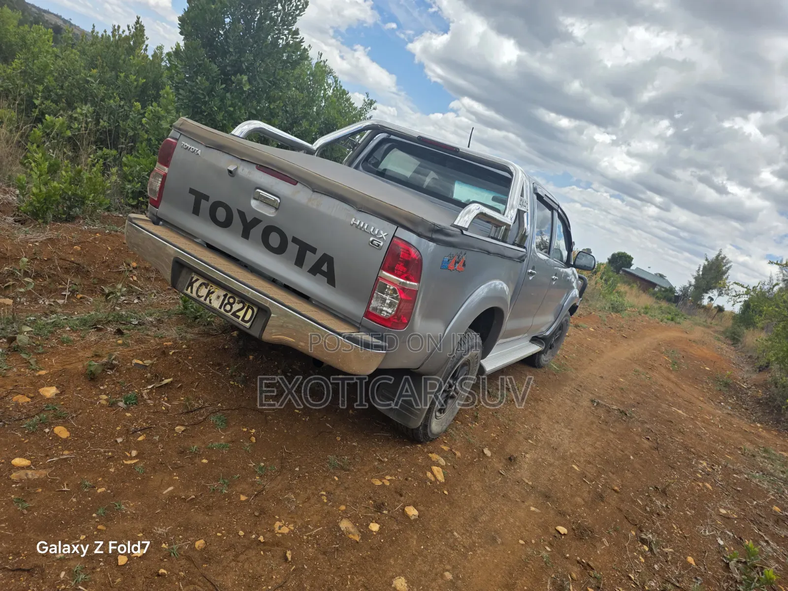 Toyota Hilux 3.0 D-4D 4x4 2015 Silver