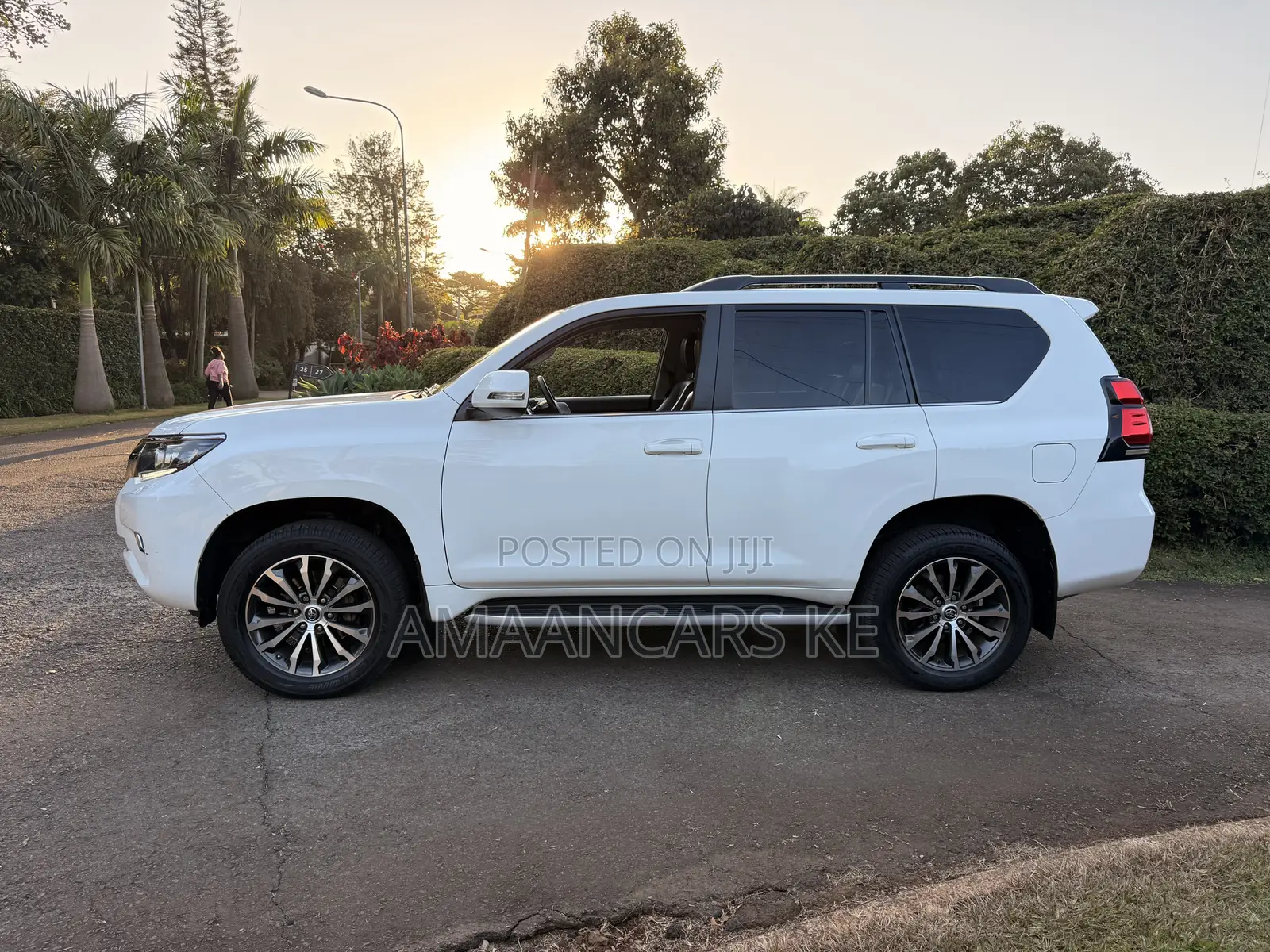 Toyota Land Cruiser Prado 2.8 2018 White