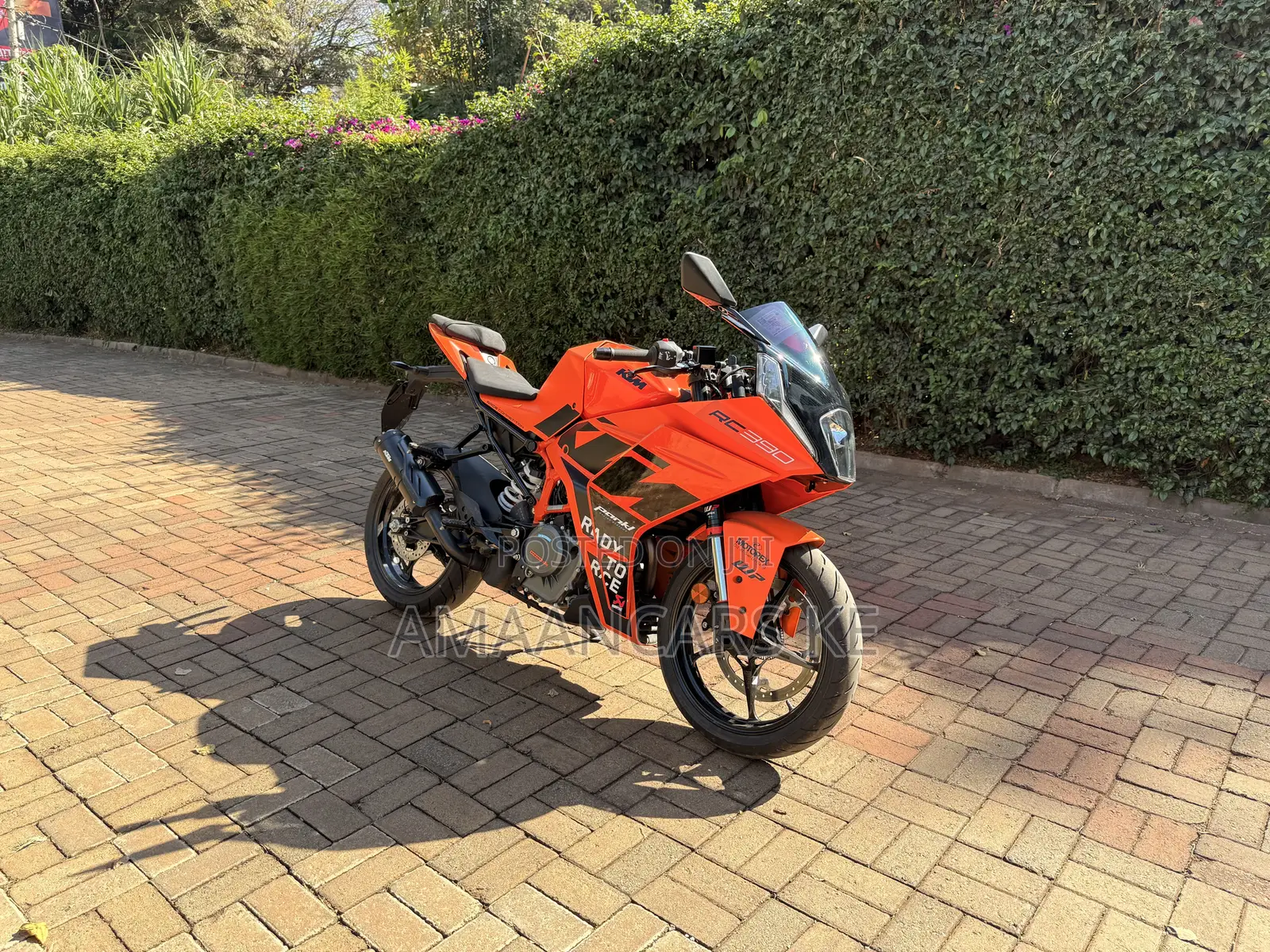 New KTM 2025 Orange