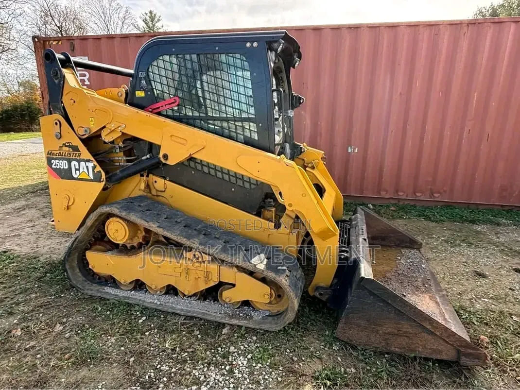 Skid Steer/Bobcat and Forklift for Hire