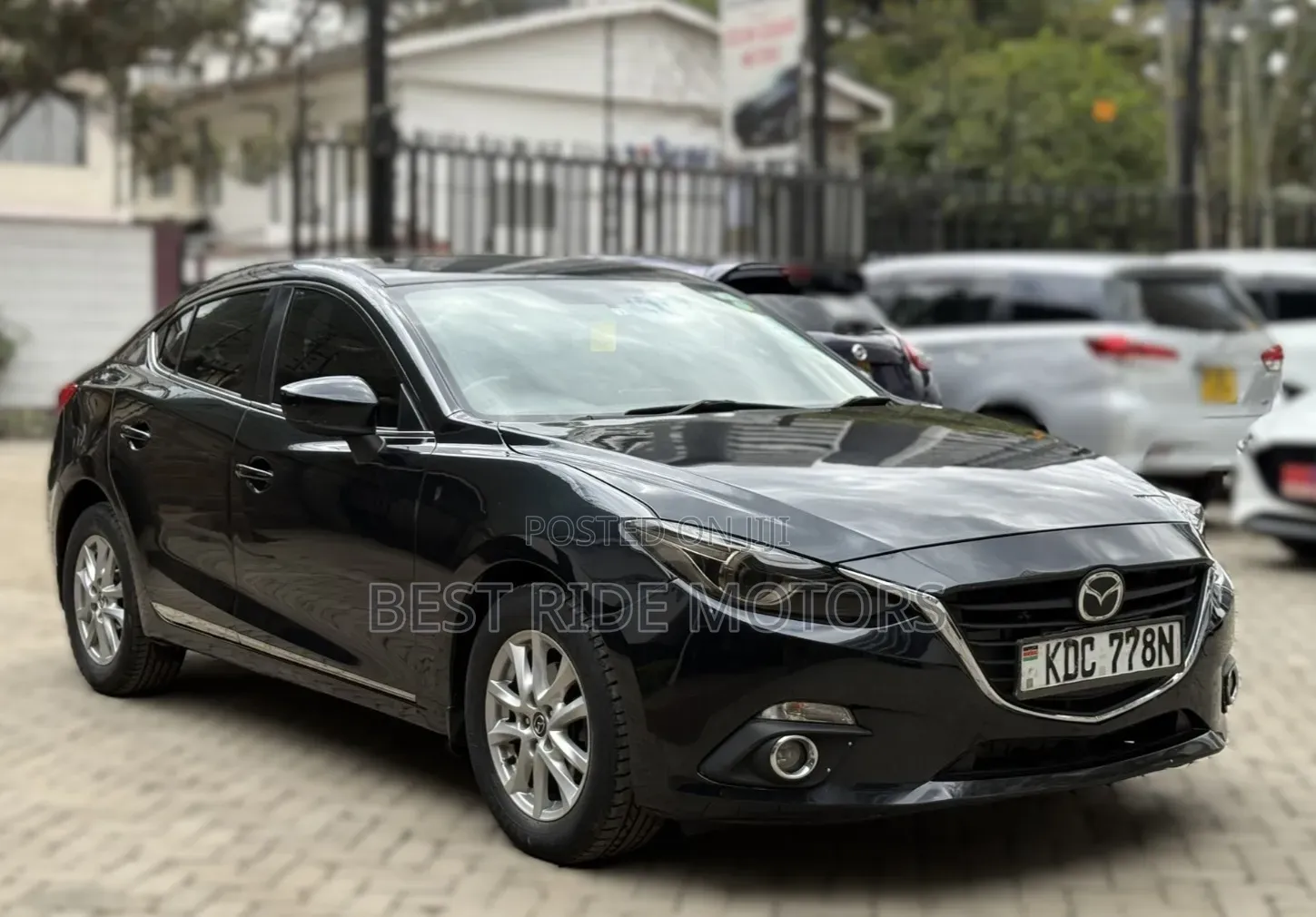 Mazda Axela SV Premium 2014 Black